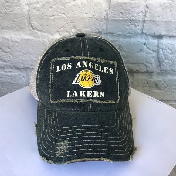 NBA LA Lakers Championship Hat - Picture 1 of 7